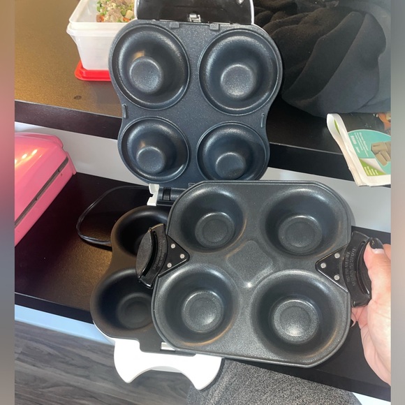 Black and Decker - Shell Maker - Picture 3 of 5